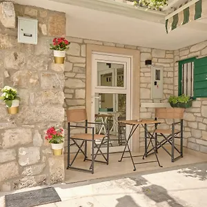 Apartment Luxury Beauty, Split