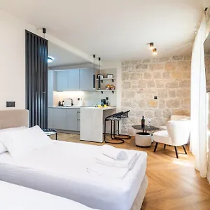 Apartment Centre In Stone House, Split
