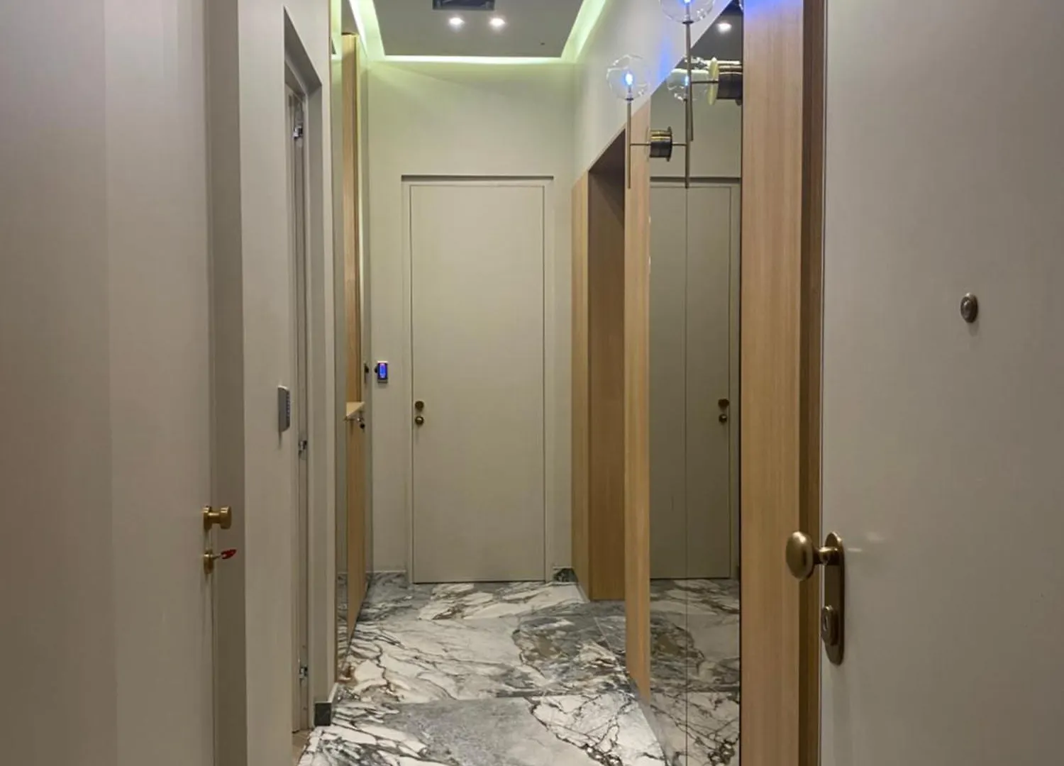 K&K Luxury Rooms Split 0*,